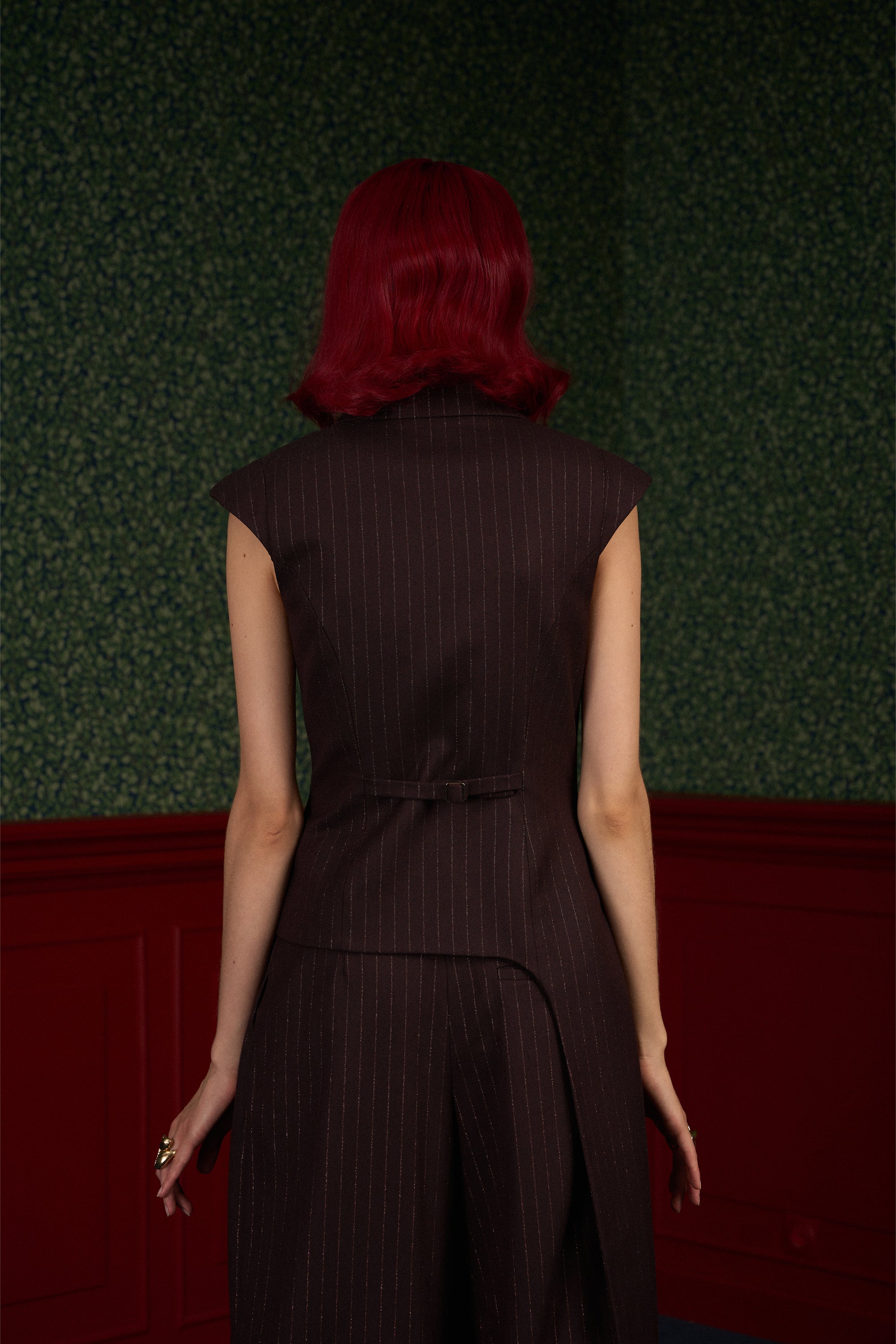 Asymmetric Tailored Vest "Iconic"