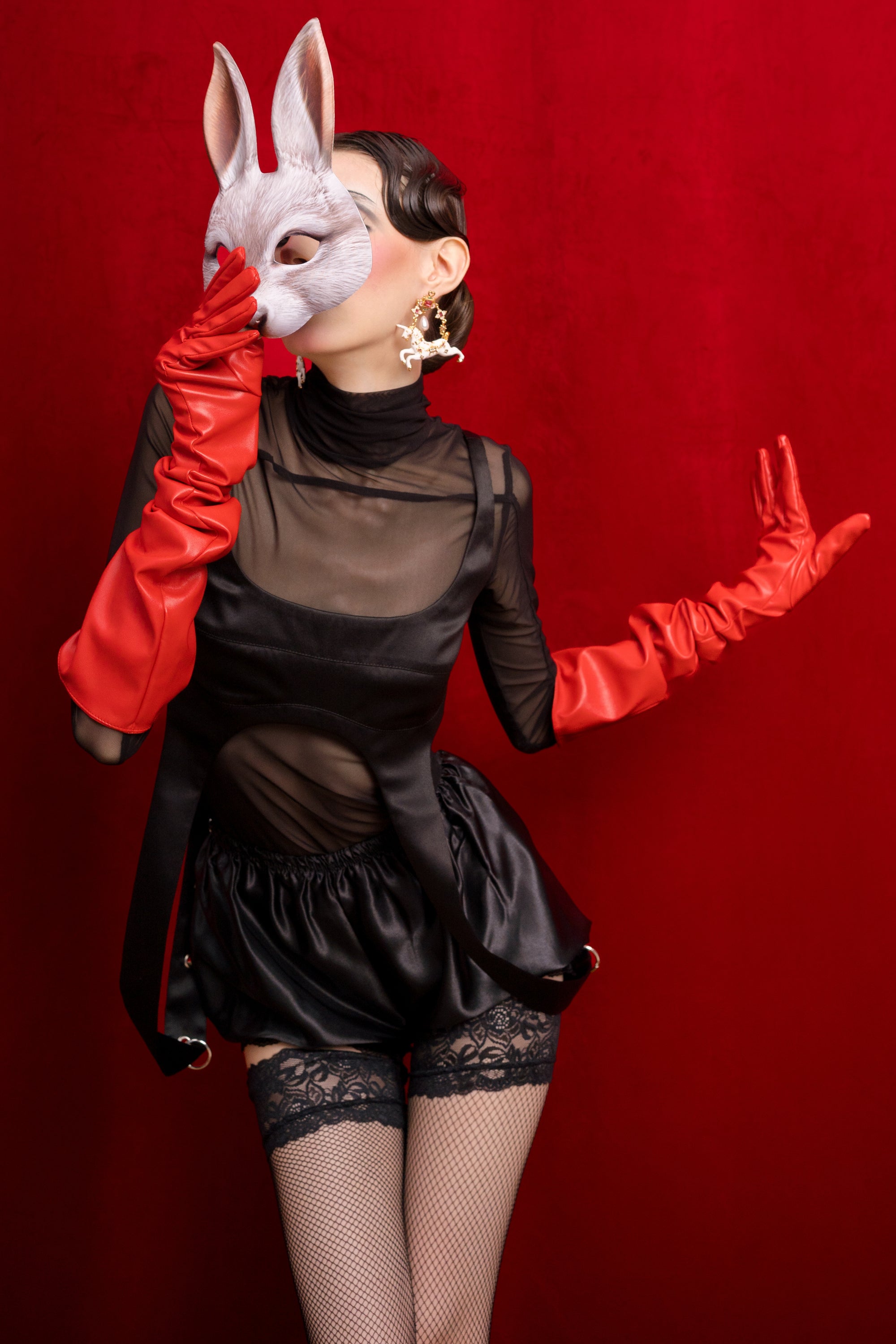 The Queen 2-Piece Set: Turtleneck & Satin Top