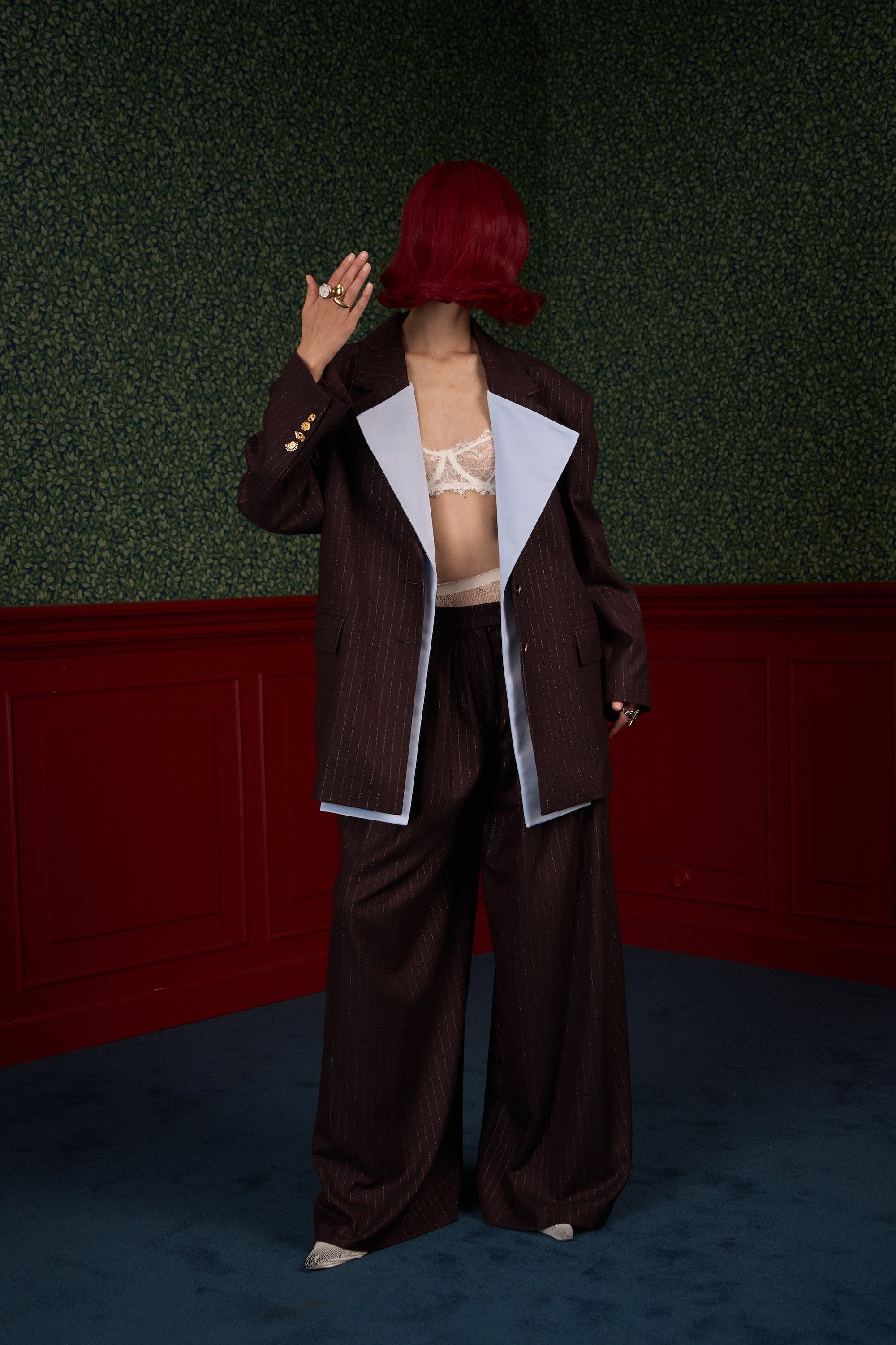 Transformable Pinstripe Oversized Blazer “Iconic”