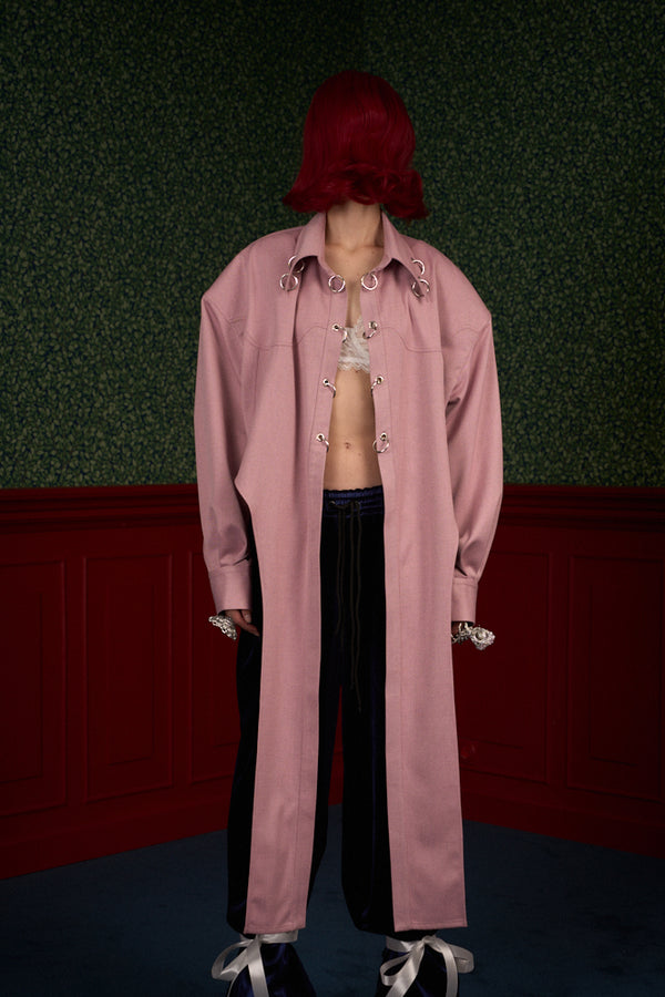 Strong-Shoulder Oversized Shirt “The Doll”