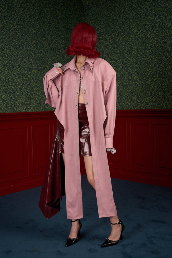 Strong-Shoulder Oversized Shirt “The Doll”