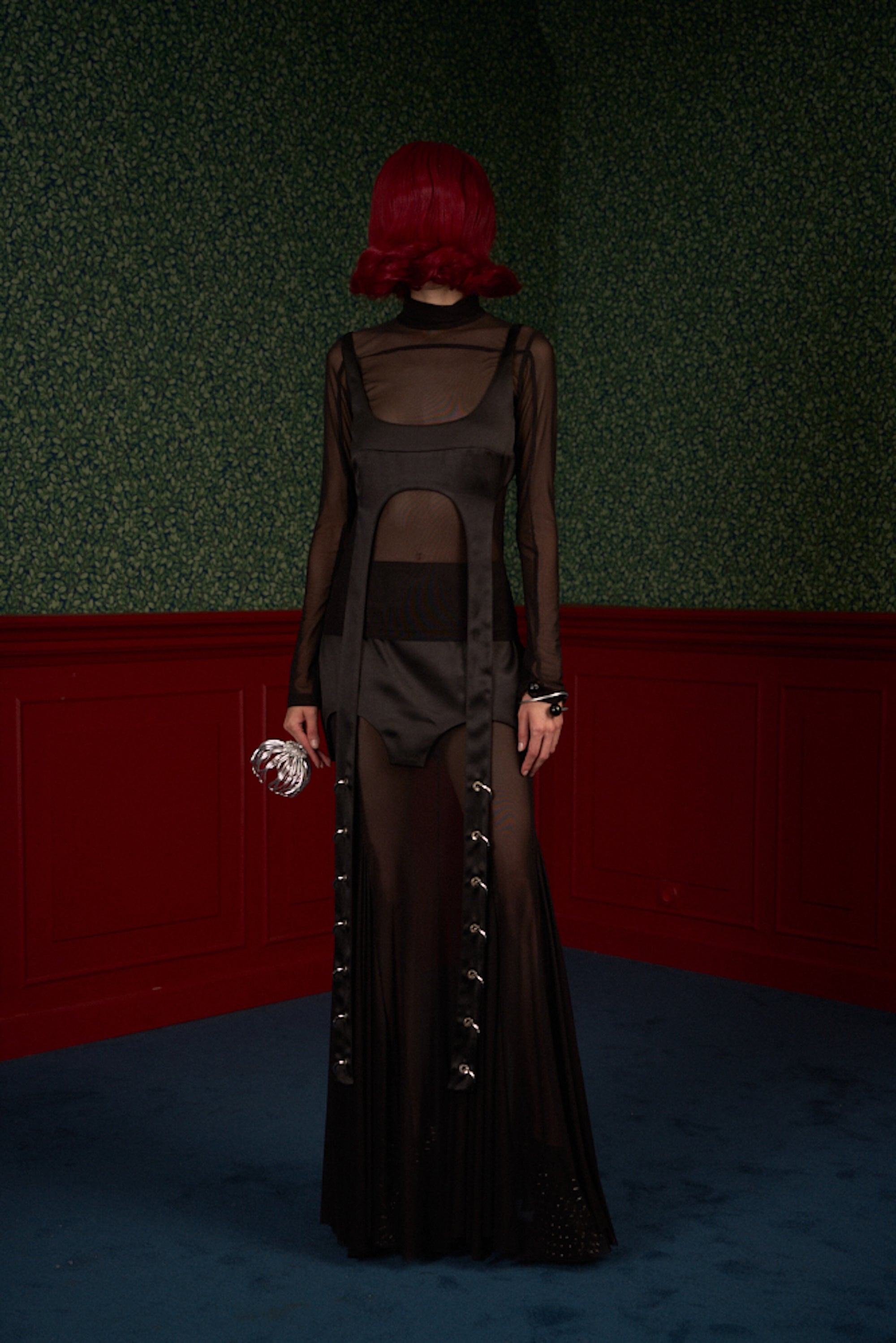 The Queen 2-Piece Set: Turtleneck & Satin Top