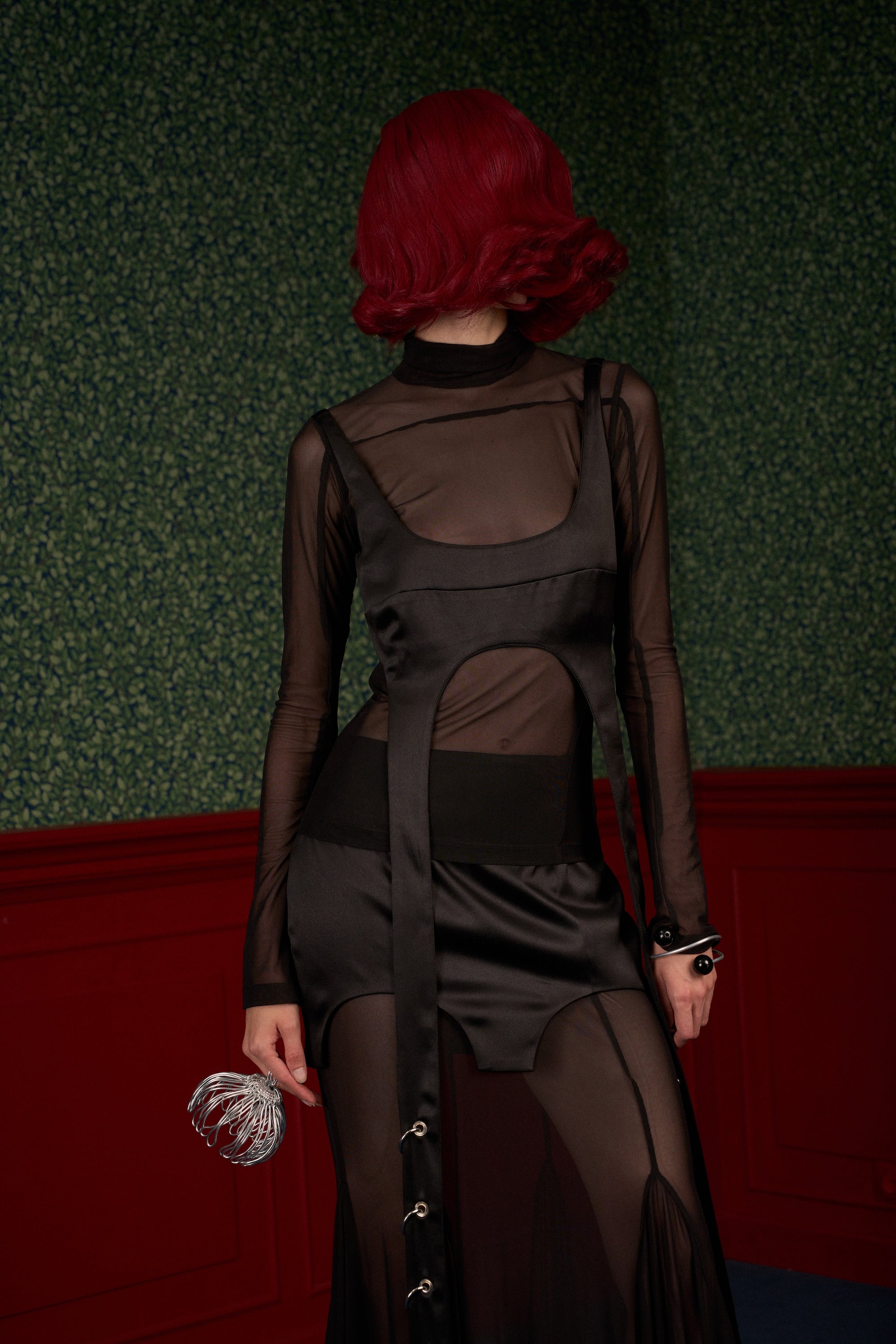 The Queen 2-Piece Set: Turtleneck & Satin Top