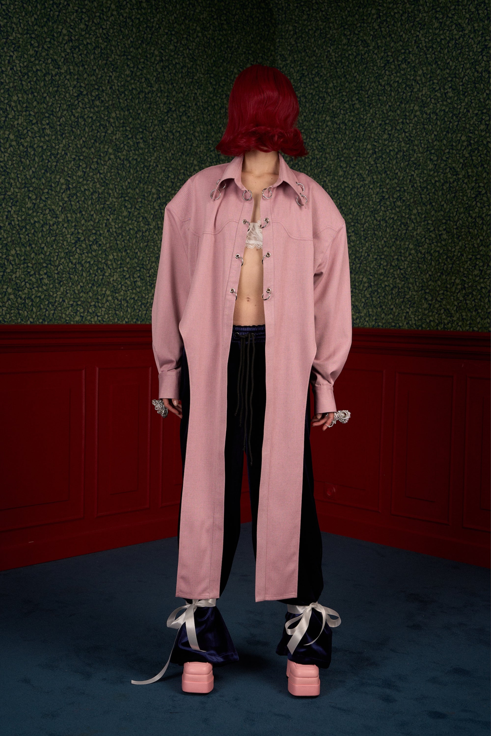 Strong-Shoulder Oversized Shirt “The Doll”