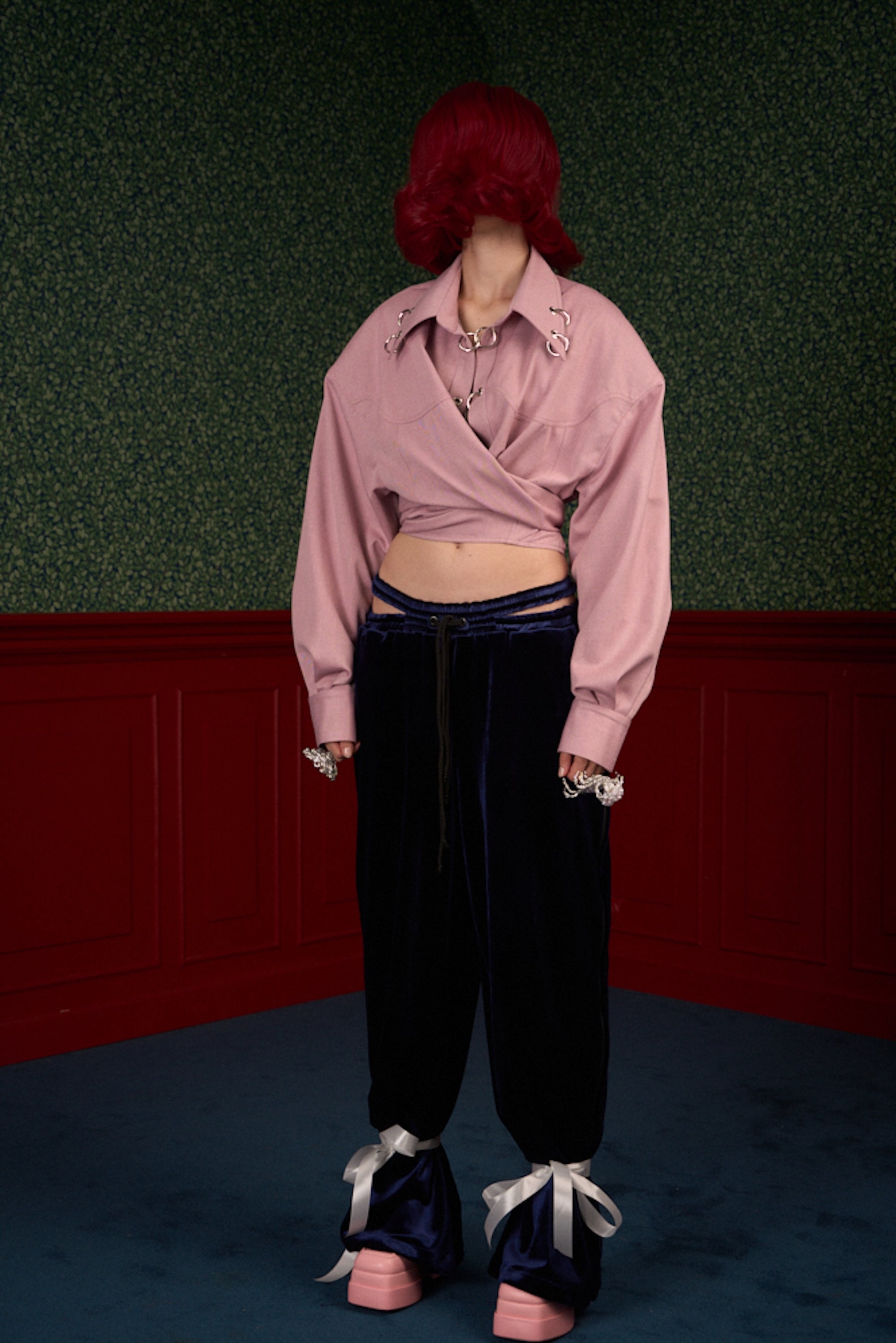 Strong-Shoulder Oversized Shirt “The Doll”