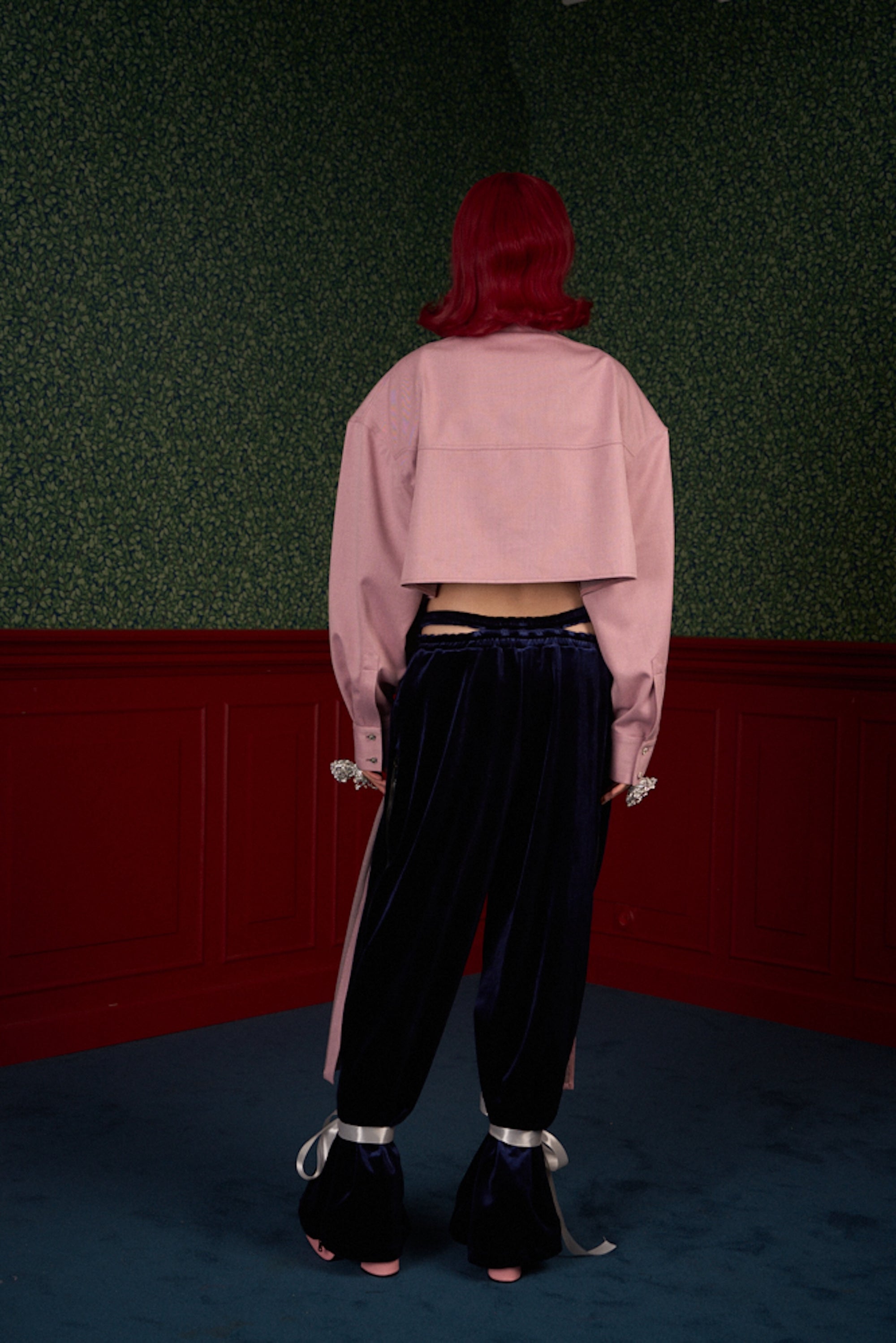 Strong-Shoulder Oversized Shirt “The Doll”