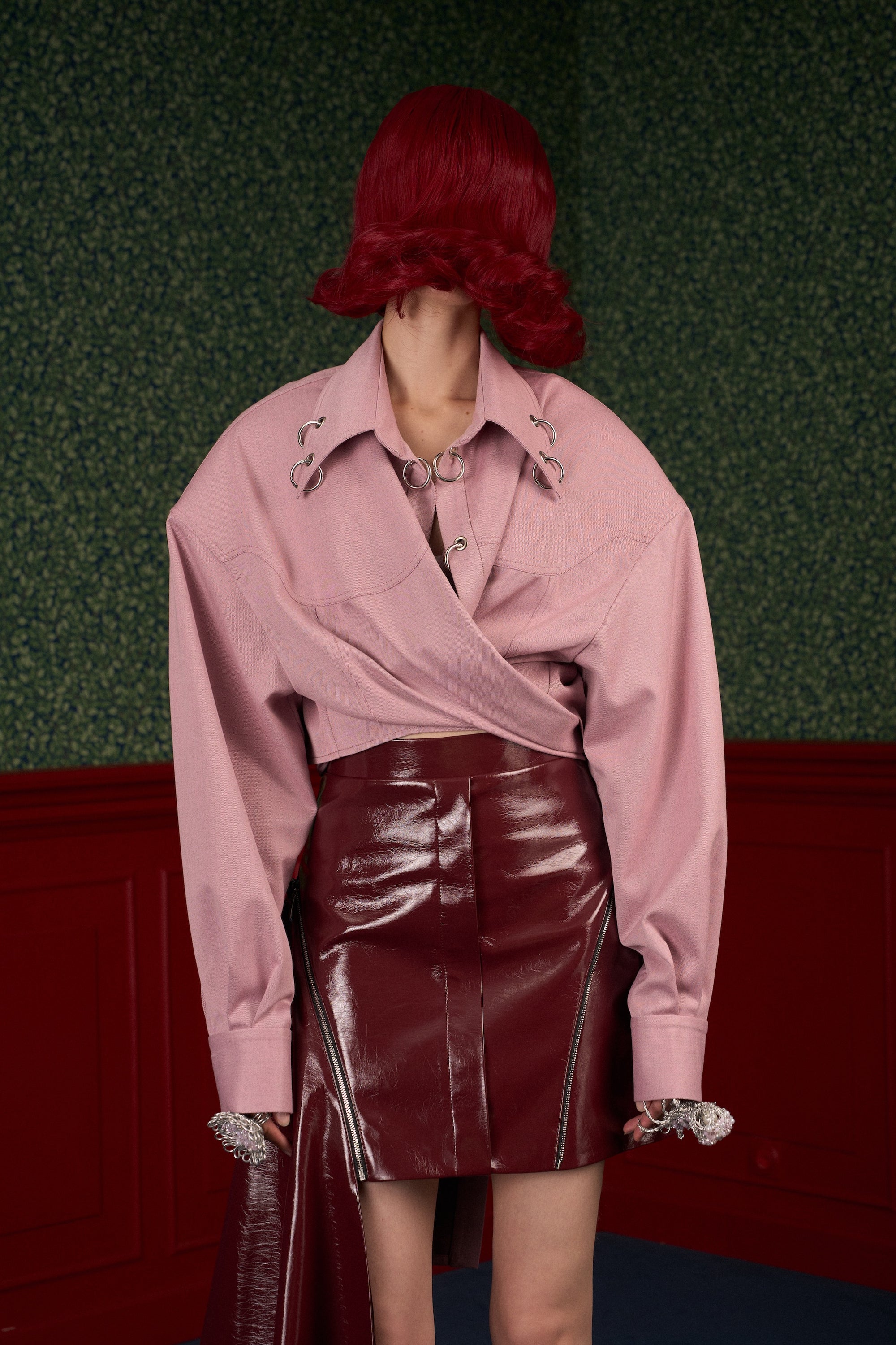 Strong-Shoulder Oversized Shirt “The Doll”