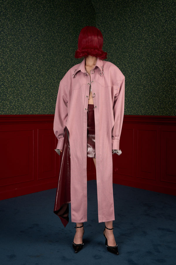 Strong-Shoulder Oversized Shirt “The Doll”